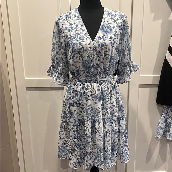 Msk NWT MSK Blue and White Midi Size MP - Picture 2 of 11